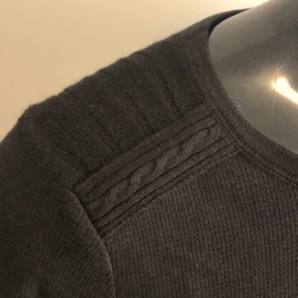 NEW Aventura Organic Black Lightweight Top, Size Large - Picture 6 of 14